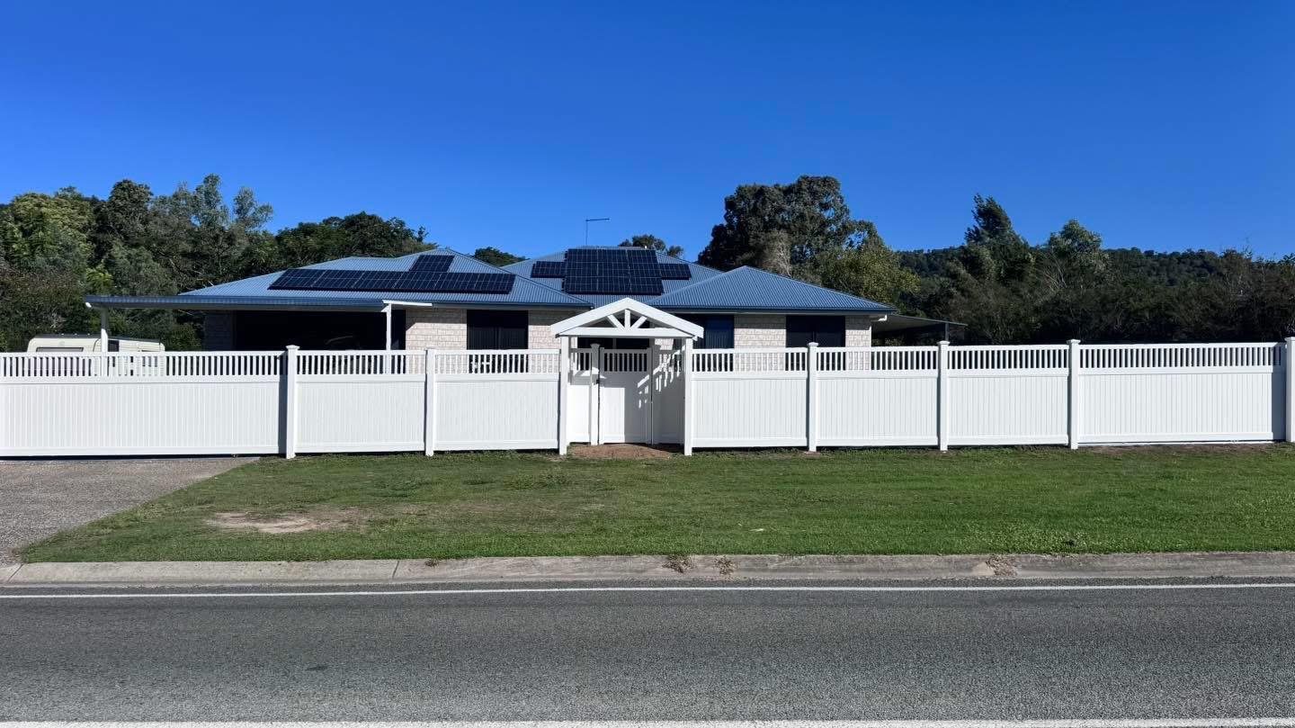 fence contractor Gold Coast, QLD - The Fencing Group